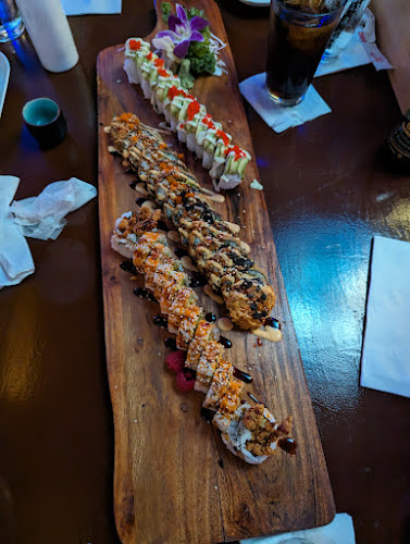 Comentarii opinii despre Kontiki Wine & Raw Bar Restaurant