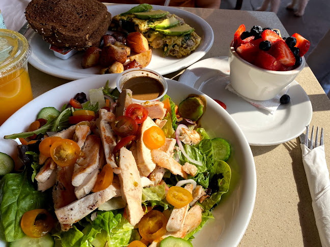 Comentarii opinii despre Cafe Milan