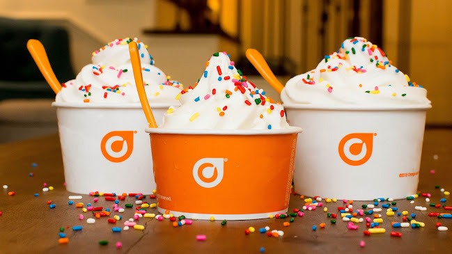 Opinii despre Orange Leaf Frozen Yogurt în Buckeye - Hospitality and gastronomy