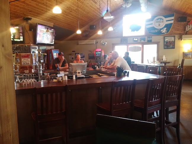 Island Lake Inn - Hospitality and gastronomy