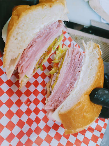 Opinii despre BIG H DELI în Fairfield - Hospitality and gastronomy