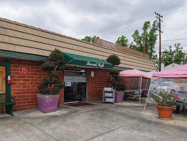 Opinii despre Baccali Cafe & Rotisserie în Alhambra - Hospitality and gastronomy