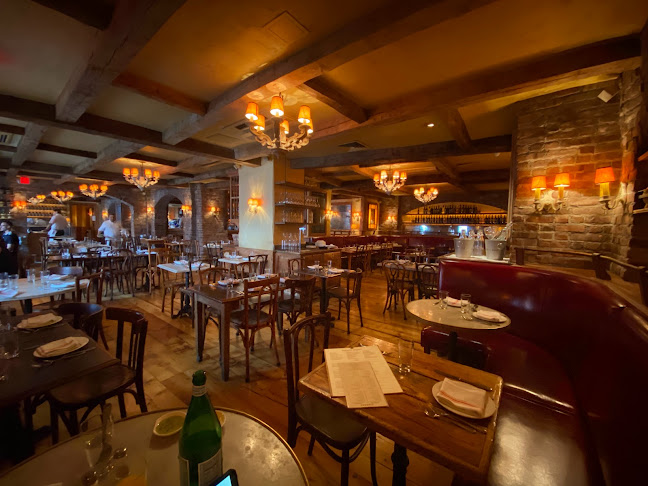 211 Waverly Pl, New York, NY 10014, United States