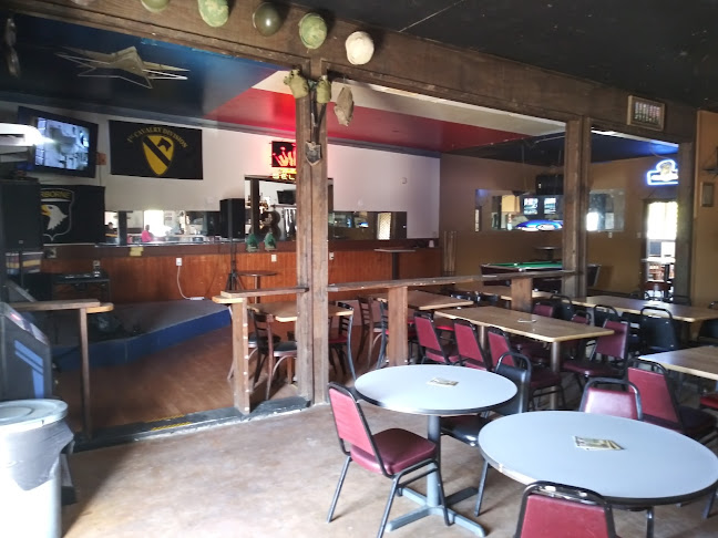 Opinii despre Joint Base Saloon în San Antonio - Hospitality and gastronomy