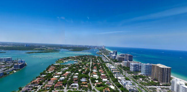 The St. Regis Bar - North Miami