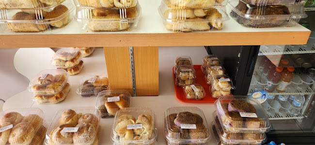 Roela's Bakery - Virginia Beach