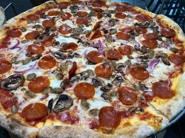 Opinii despre A Brooklyn Pizzeria în San Diego - Hospitality and gastronomy