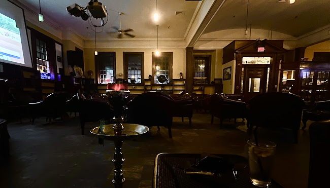 Cedar Box Lounge - Worcester