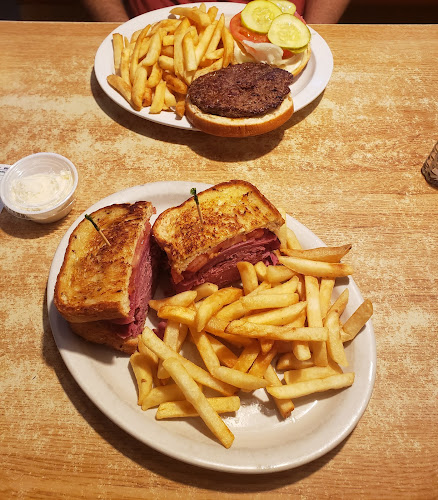 Opinii despre Fat Jacks Deli & Pub în Lakeland - Hospitality and gastronomy