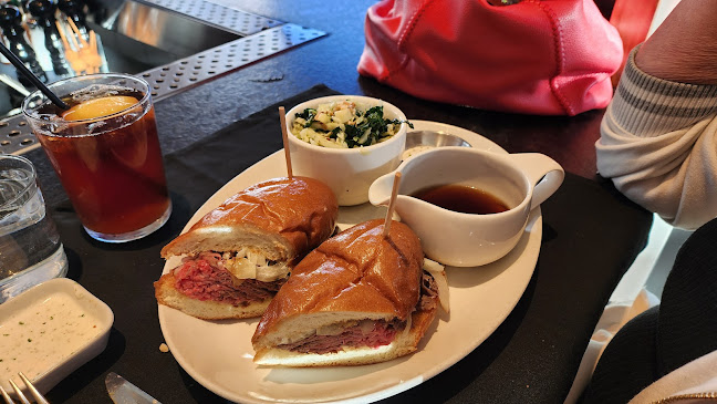 Reviews of Nick's Del Mar in San Diego - Hospitality and gastronomy