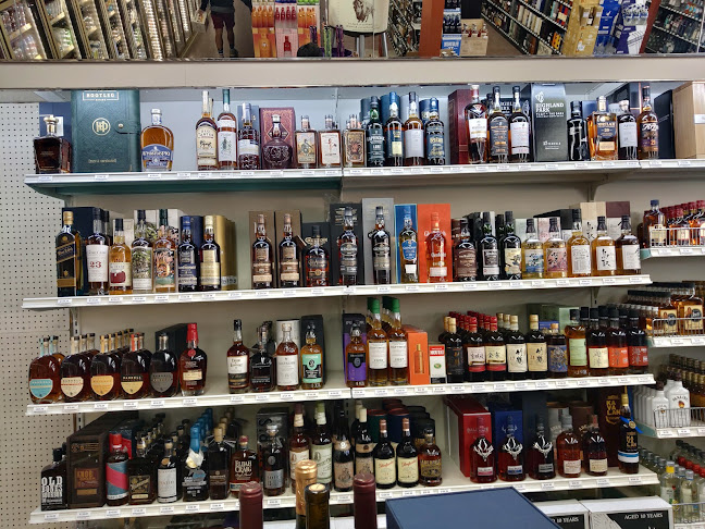 Opinii despre SoCal Wine & Spirits în Tustin - Hospitality and gastronomy