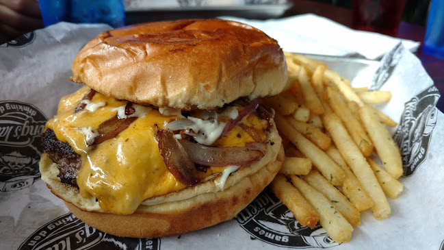 Kong's Cantina & Chill - Hospitality and gastronomy