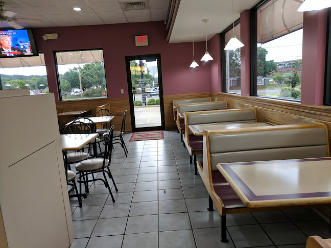 Geno's Pizza By The Slice - Fort Smith