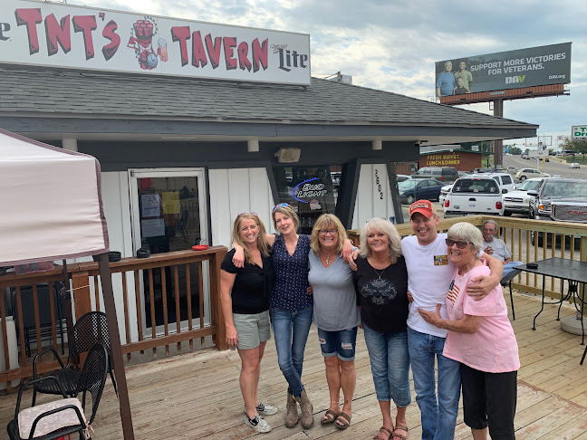 Reviews of TNT's Tavern in St Joseph - Hospitality and gastronomy
