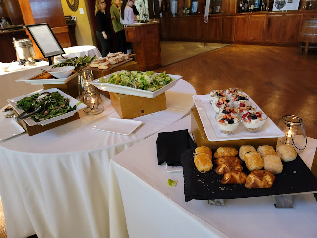 The Vineyard Rose Restaurant - Hospitality and gastronomy