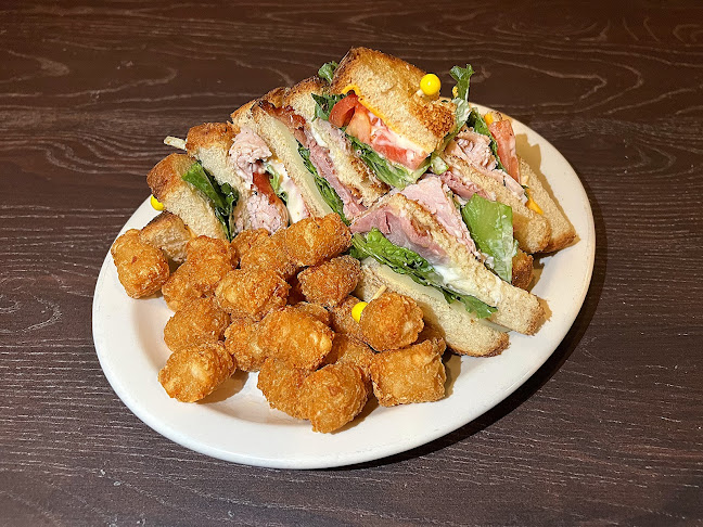 539 Campus Pl, Oshkosh, WI 54901, United States