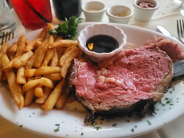 Carvers Steaks & Chops - Poway