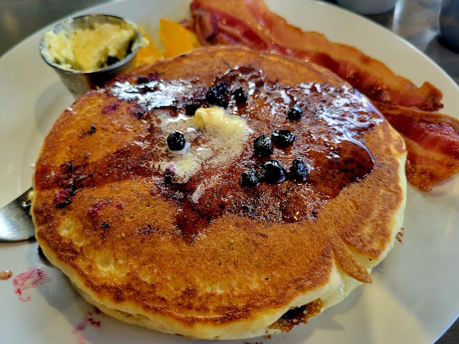 900 S Floating Green Dr, Coeur d'Alene, ID 83814