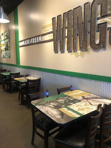 Wingstop - Hospitality and gastronomy