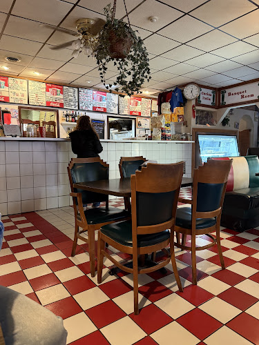 432 E Monroe St, Springfield, IL 62701