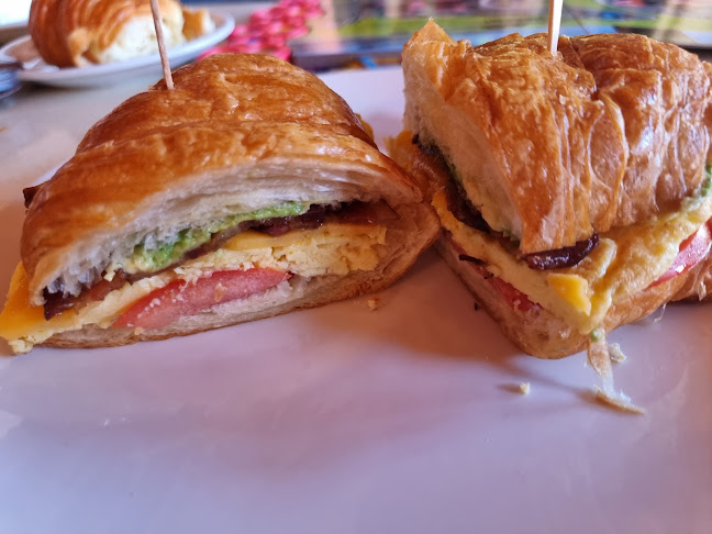 Cafe Milan - Hospitality and gastronomy