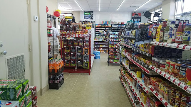 Opinii despre Colescott Food Mart în Bloomington - Hospitality and gastronomy