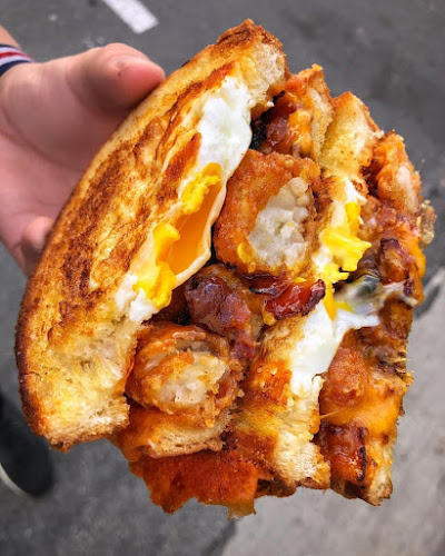 Elbows Mac N' Cheese Texas - Hospitality and gastronomy