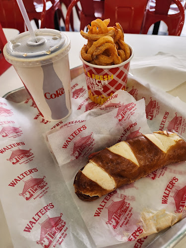 Comentarii opinii despre Walter's Hot Dogs