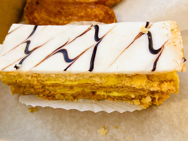 Croissant D'Or Patisserie - Hospitality and gastronomy