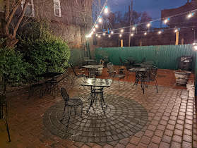 Fresh Pond Cocktail Club