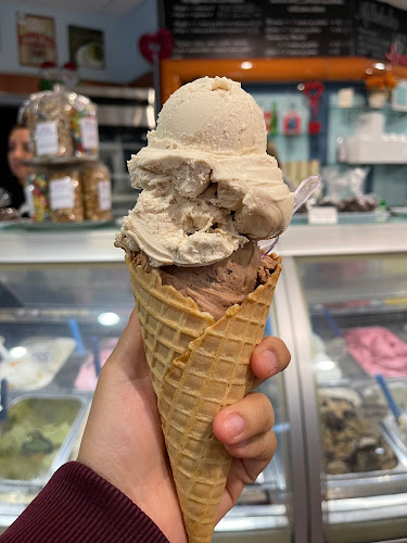 Gelato Grotto - Hospitality and gastronomy