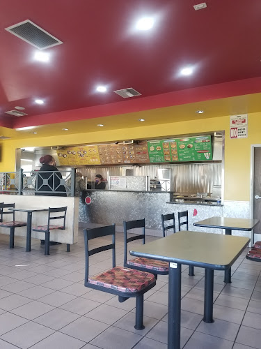 Tams Burgers - Long Beach