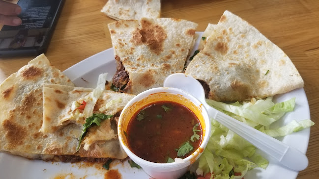 LOS TRES AMIGOS RESTAURANT - Hospitality and gastronomy