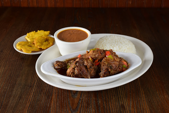 Las Hermanas Cafeteria & Market