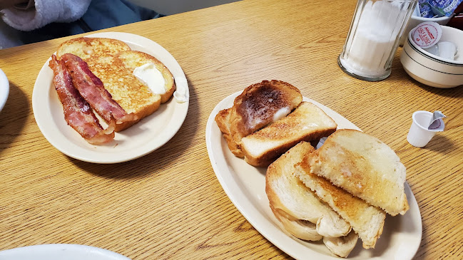 Reviews of The Why Coffee Shop in Niagara Falls - Hospitality and gastronomy