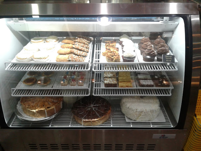 Comentarii opinii despre Sky's Gourmet Marketplace