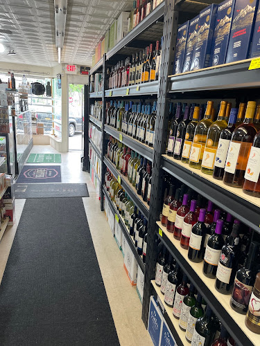 Opinii despre Dewey Liquor Depot în Rochester - Hospitality and gastronomy