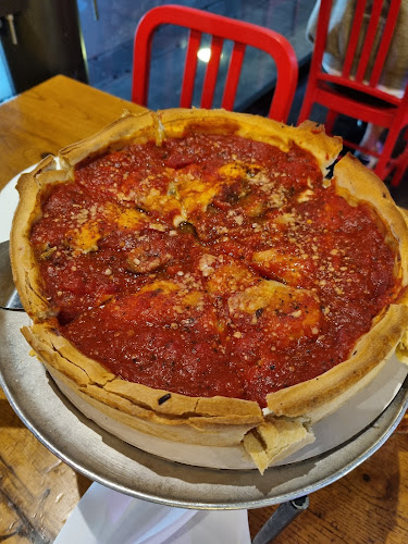 Reviews of Eat pizza in Las Vegas - Hospitality and gastronomy
