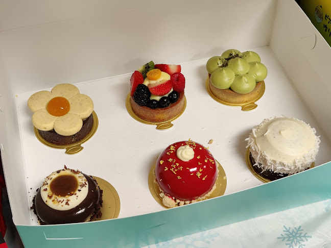 GO CAKES - Hospitality and gastronomy