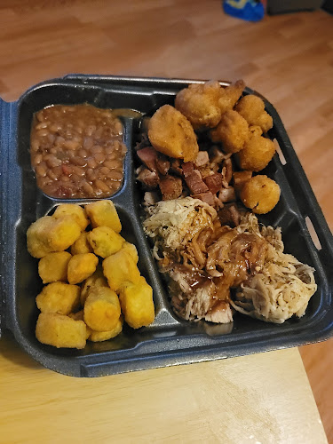 Rock's Famous BBQ - Hospitality and gastronomy