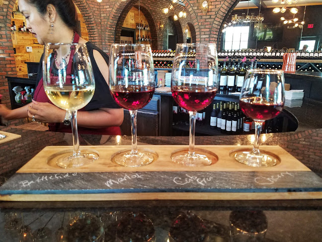 9249 Center St, Manassas, VA 20110