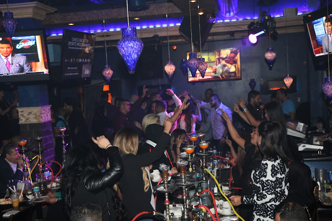 Comentarii opinii despre Sky Lounge East Dearborn