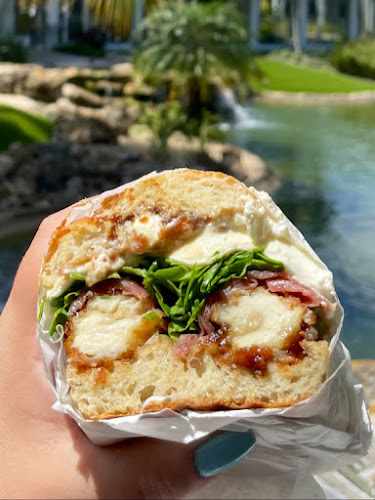 Deli-Licious Cucina & Cafe - Palm Beach Gardens