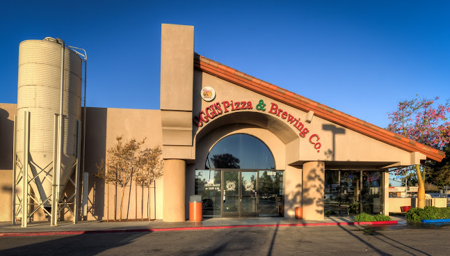 Oggi's | Sports, Brewhouse & Pizza - Santa Clarita