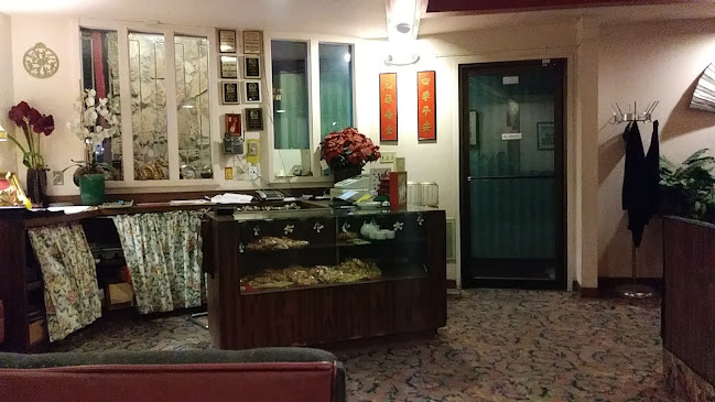 Lee's Canton Restaurant - Hospitality and gastronomy