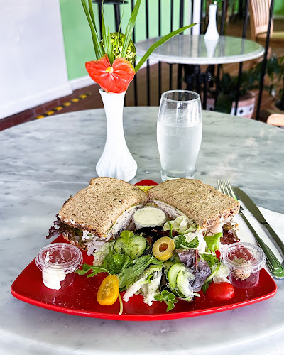 Comentarii opinii despre Raintree Bakery Coffeehouse