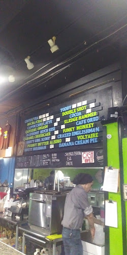 17104 Lorain Ave, Cleveland, OH 44111