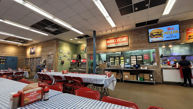 mightyfineburgers.com