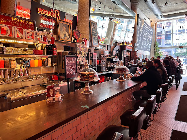 Eleven City Diner - Hospitality and gastronomy