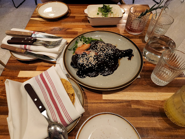 Comentarii opinii despre Crown Cantina